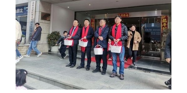 龍行龘龘，開工大吉，擼起袖子加油干!