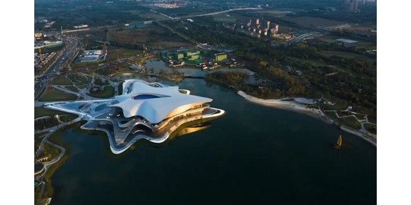 中國西南超級(jí)地標(biāo)：成都科幻館