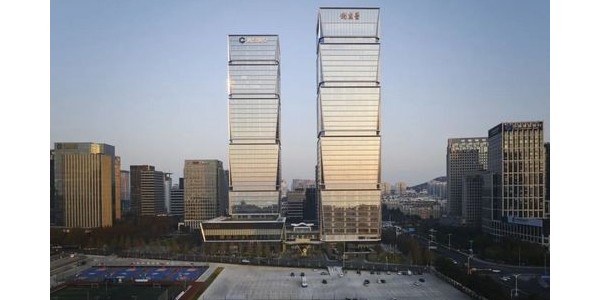 KPF新作：青島上實(shí)中心，造型如“珠寶盒”垂直堆疊