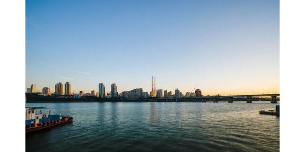 ODA：360米高，中心“縷空” 的設(shè)計(jì)方案